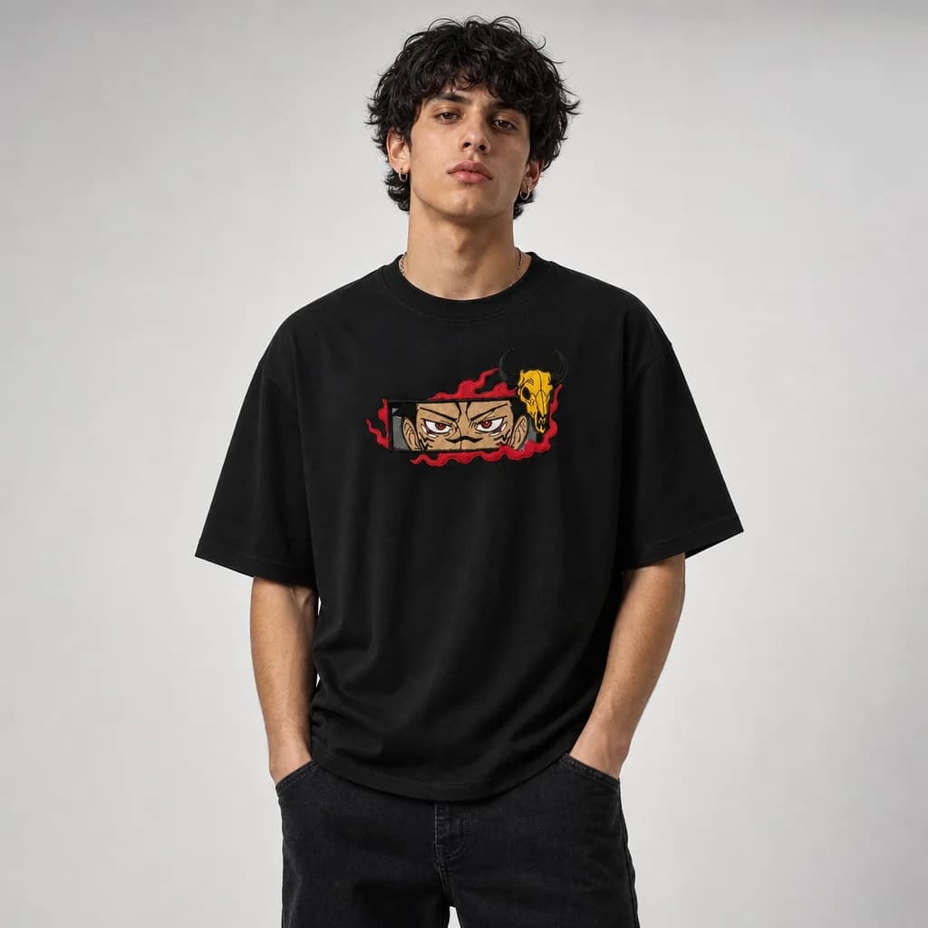 Bull Skull Eyes Embroidered Patch Oversized T-Shirt – Black